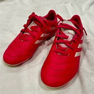 Adidas Hot Pink Girls Soccer Shoes/cleats
